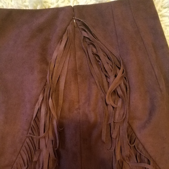EXPRESS faux suede, burgandy fringe,  partial-mini skirt. 60's 70's style - Picture 6 of 8